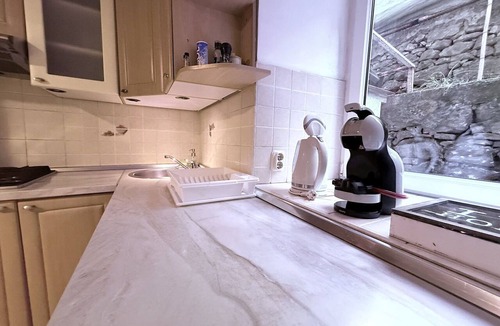Volosko Apartment | Beautiful apartment for 4 people with A/C, WIFI, TV, patio and pets allowed