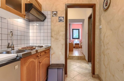 Kastel Apartment | Beautiful apartment for 2 guests with WIFI, A/C, TV, terrace and pets allowed