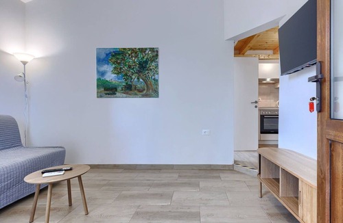 Lovrecica Apartment | Beautiful apartment for 4 guests with A/C, WIFI, TV and terrace