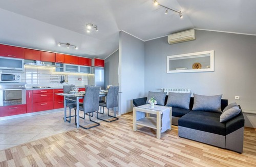 Tulisevica Apartment | Beautiful apartment for 5 people with A/C, WIFI, TV, terrace and panoramic view