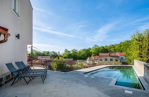 Kuceli Apartment | Beautiful apartment for 6 people with pool, A/C, WIFI, TV, terrace and panoramic view