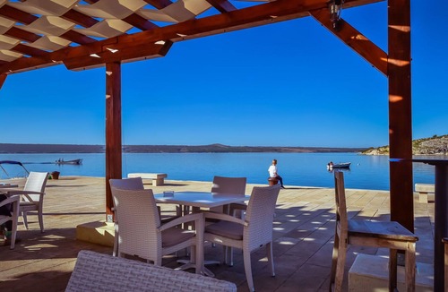 Maslenica Apartment | Beautiful apartment for 4 guests with WIFI, A/C, TV and terrace