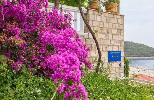 Saplunara Apartment | Beautiful apartment in Saplunara with WiFi