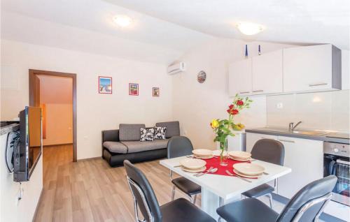 Draga Bascanska Apartment | Beautiful Apartment In Baska With Wifi
