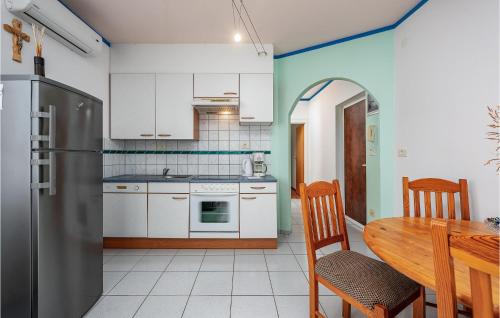 Đuba Apartment | Beautiful Apartment In Duba