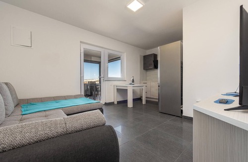 Kustici Apartment | Beautiful apartment in Kustici, Novalja