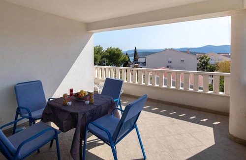 Klek Apartment | Beautiful apartment in Klek with house sea view