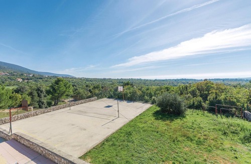 Viskovici Apartment | Beautiful apartment in Labin with WiFi