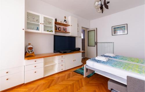 Piran Apartment | Beautiful Apartment In Lucija
