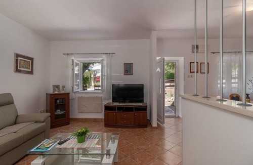 Povile House | Beautiful home in Novi Vinodolski with WiFi