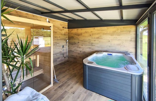 Sveti Ivan Zabno House | Beautiful home in Sveti Ivan Zabno with sauna