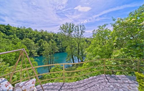 Duga Resa House | Beautiful Home In Donji Zvecaj With Wifi