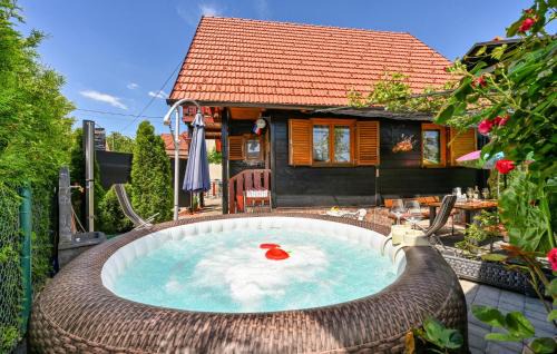 Gornja Stubica House | Beautiful Home In Hizakovec With Sauna