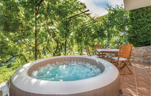 Breznik Plesivicki House | Beautiful Home In Jastrebarsko With Wifi