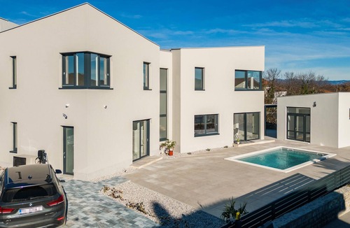 Krk House | Beautiful home in Krk with sauna