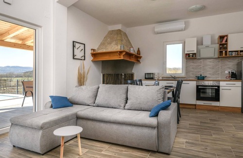 Krsan House | Beautiful home in Krsan