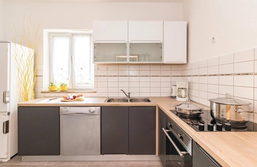 Valtura House | Beautiful home in Liznjan
