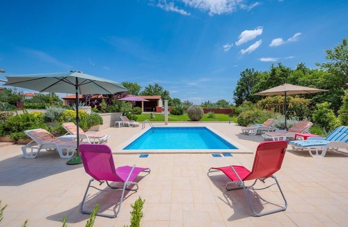 Muntic House | Beautiful home in Muntic