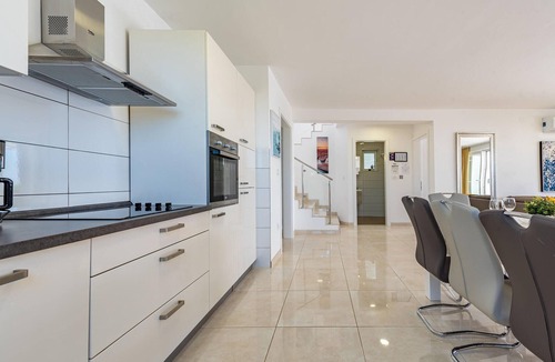 Kolanjski Gajac House | Beautiful home in Novalja