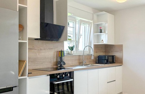 Stubicke Toplice House | Beautiful home in Oroslavje with WiFi