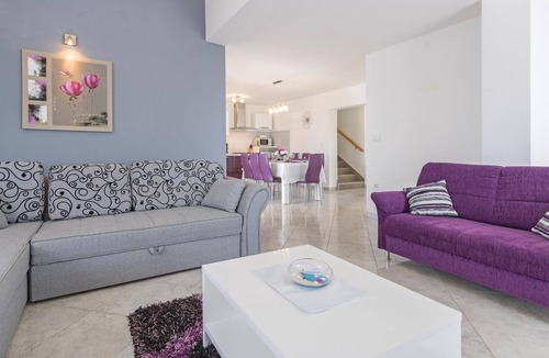 Muntic House | Beautiful home in Pula