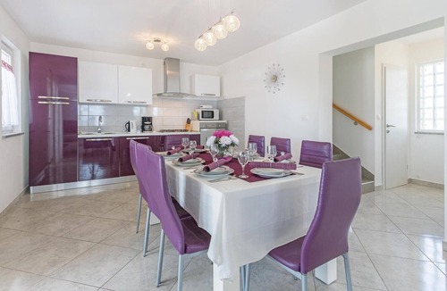 Muntic House | Beautiful home in Pula