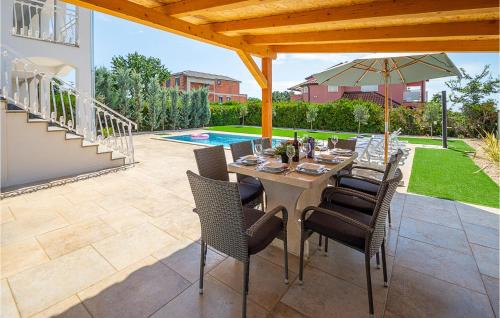 Rosini House | Beautiful Home In Rosini
