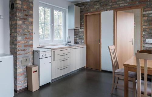 Cerna House | Beautiful Home In Siskovci