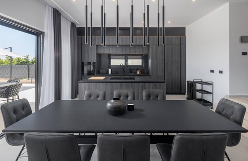 Frata House | Beautiful home in Tar