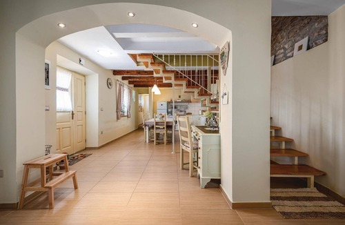 Jakovici House | Beautiful home in Tinjan