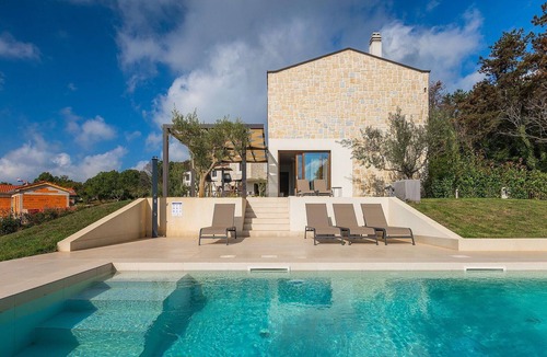 Tinjan House | Beautiful home in Visnjan