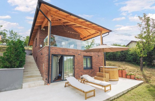 Zagreb House | Beautiful home in Zagreb with WiFi