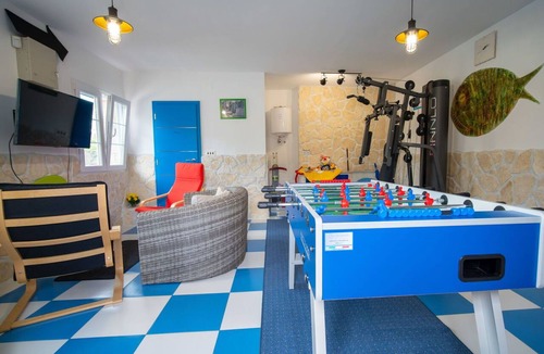 Novi Vinodolski Villa | Beautiful private villa for 8 guests with A/C, private pool, hot tub, WIFI, TV and terrace