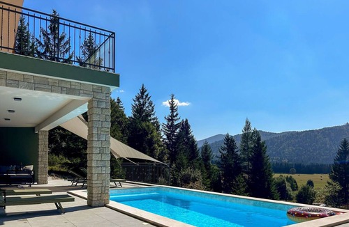 Ravna Gora Villa | Beautiful private villa for 8 people with A/C, hot tub, WIFI, private pool, TV and terrace
