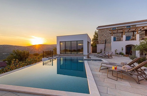 Bribir Villa | Beautiful private villa for 10 guests with private pool, A/C, WIFI, TV and terrace