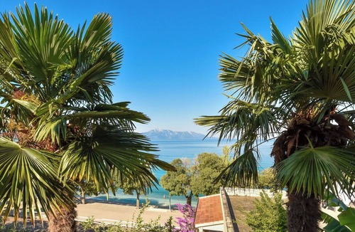 Gradac House | Beautiful private villa for 8 guests with WIFI, A/C, TV and terrace