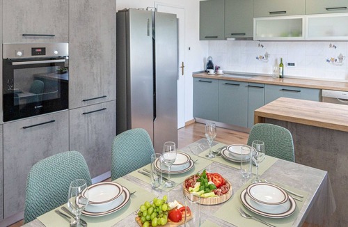 Radini House | Beautiful private villa for 8 people with hot tub, WIFI, A/C, private pool, TV and terrace