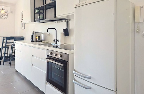 Fiorini House | Beautiful private villa for 10 people with A/C, private pool, WIFI, TV and terrace