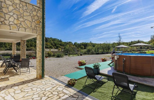 Gondolici House | Beautiful private villa for 8 people with private pool, A/C, WIFI, TV and terrace