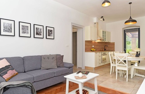 Snasici House | Beautiful private villa for 6 guests with WIFI, private pool, A/C, TV, terrace and pets allowed