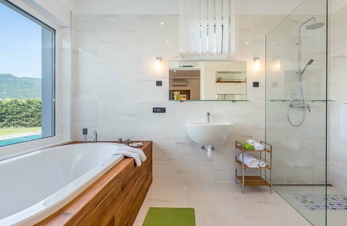Sarsoni Villa | Beautiful private villa for 10 people with A/C, WIFI, private pool, TV and terrace