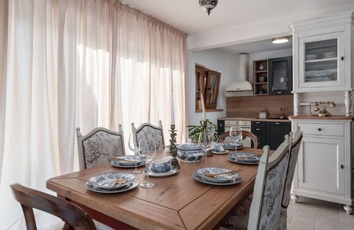 Fuzine House | Beautiful private villa for 4 people with A/C, WIFI, hot tub, TV, terrace and pets allowed