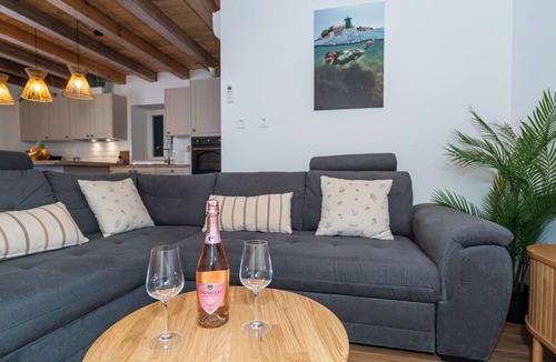 Nerezise House | Beautiful private villa for 6 people with A/C, private pool, WIFI, TV and terrace