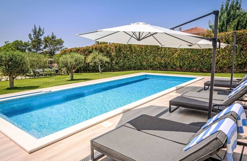 Sibenik House | Beautiful private villa with private pool, hot tub, A/C, WIFI, TV, terrace and pets allowed