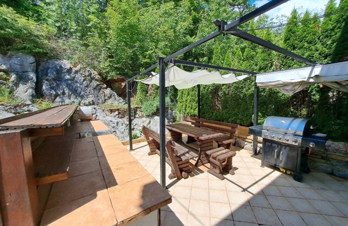 Opric House | Beautiful Unique Family Villa Emily - Five Bedroom Holiday Home With Pool