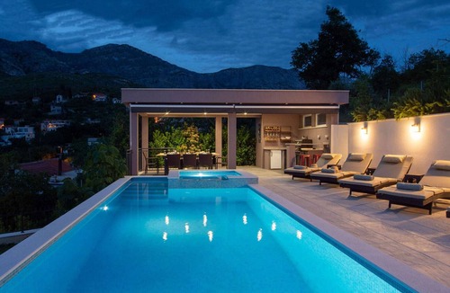 Zrnovnica Villa | Beautiful Villa Elounda
