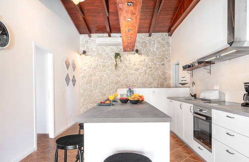 Srima Villa | Beautiful villa Marijana in Srima, Croatia with outdoor pool