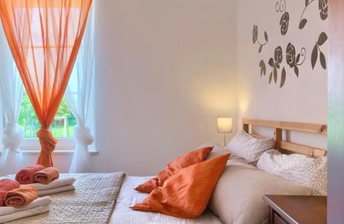 Marcana House | Bedroom with private bathroom