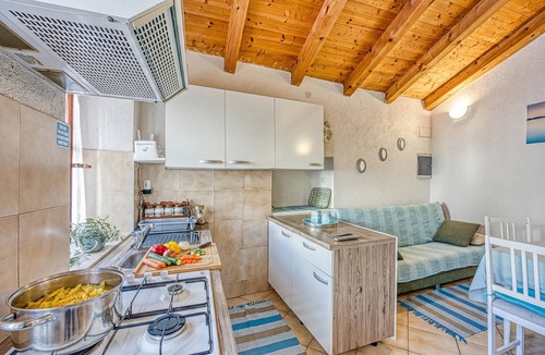 Beli Apartment | Beli Old Town 2BR Apartment/w Terrace, Beli, Croatia
