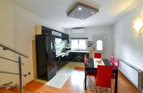 Sinj Apartment | Bella